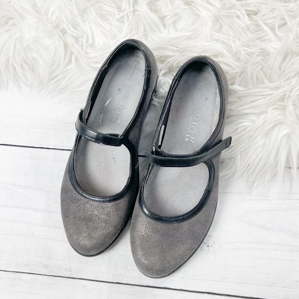 Naot Metallic Pewter Suede Leather‎ Mary Janes Slip On Flat Size 36